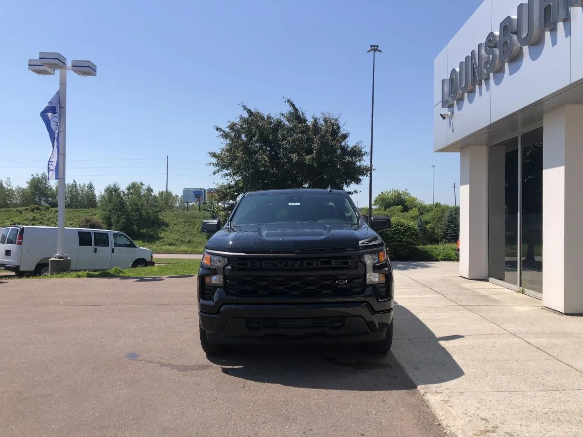 New 2026 Black Chevrolet 4wd Crew Cab 147 image 3