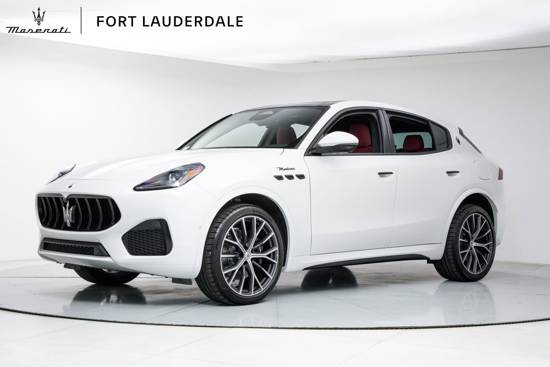 2026 Maserati Grecale Modena V6