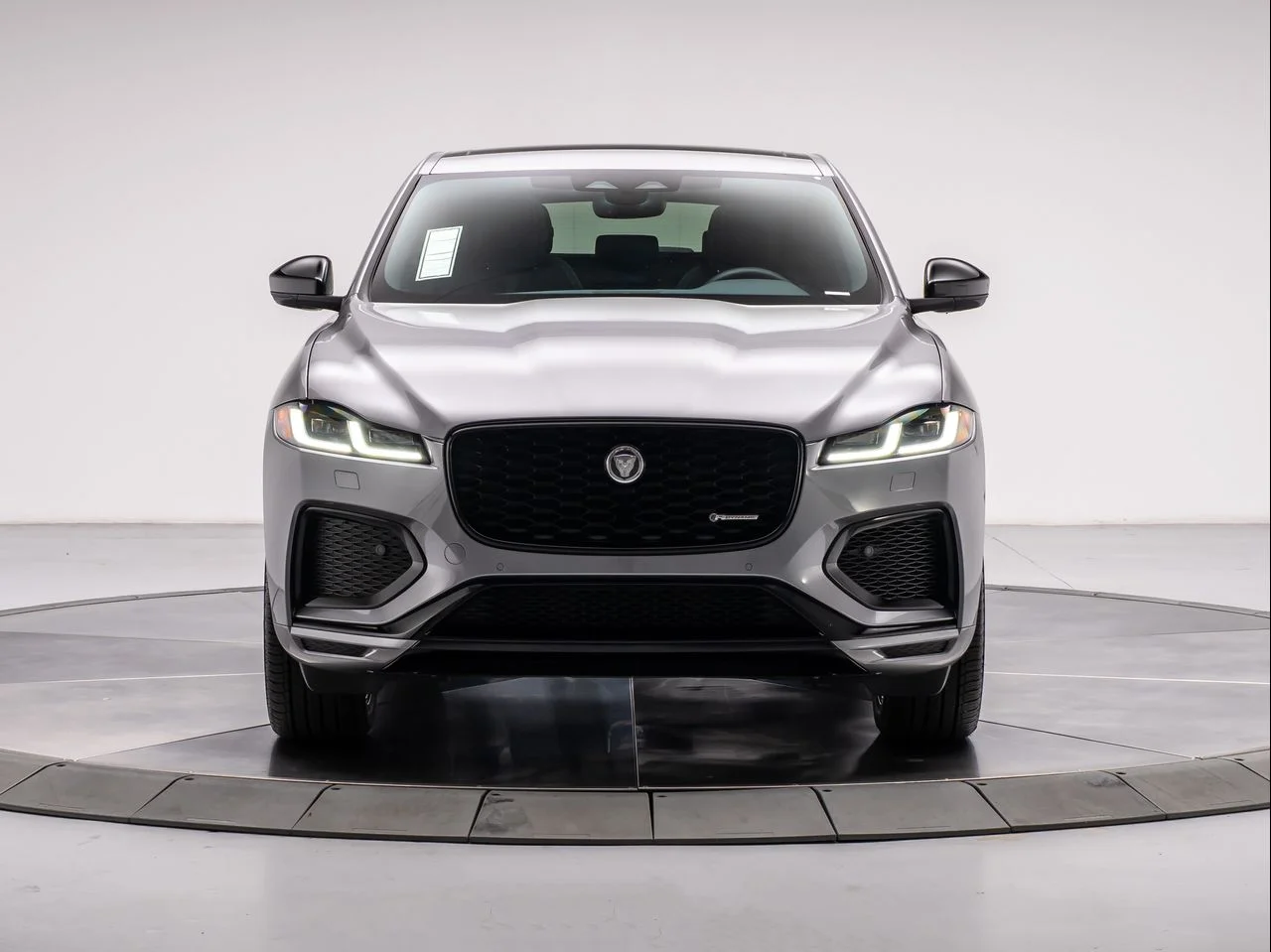 New 2025 Eiger Grey Jaguar R-Dynamic S P400 AWD Automatic image 8