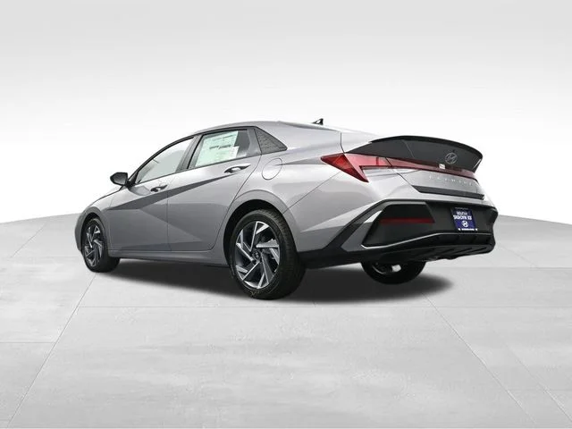 Used 2025 Silver Hyundai SEL Sport image 34