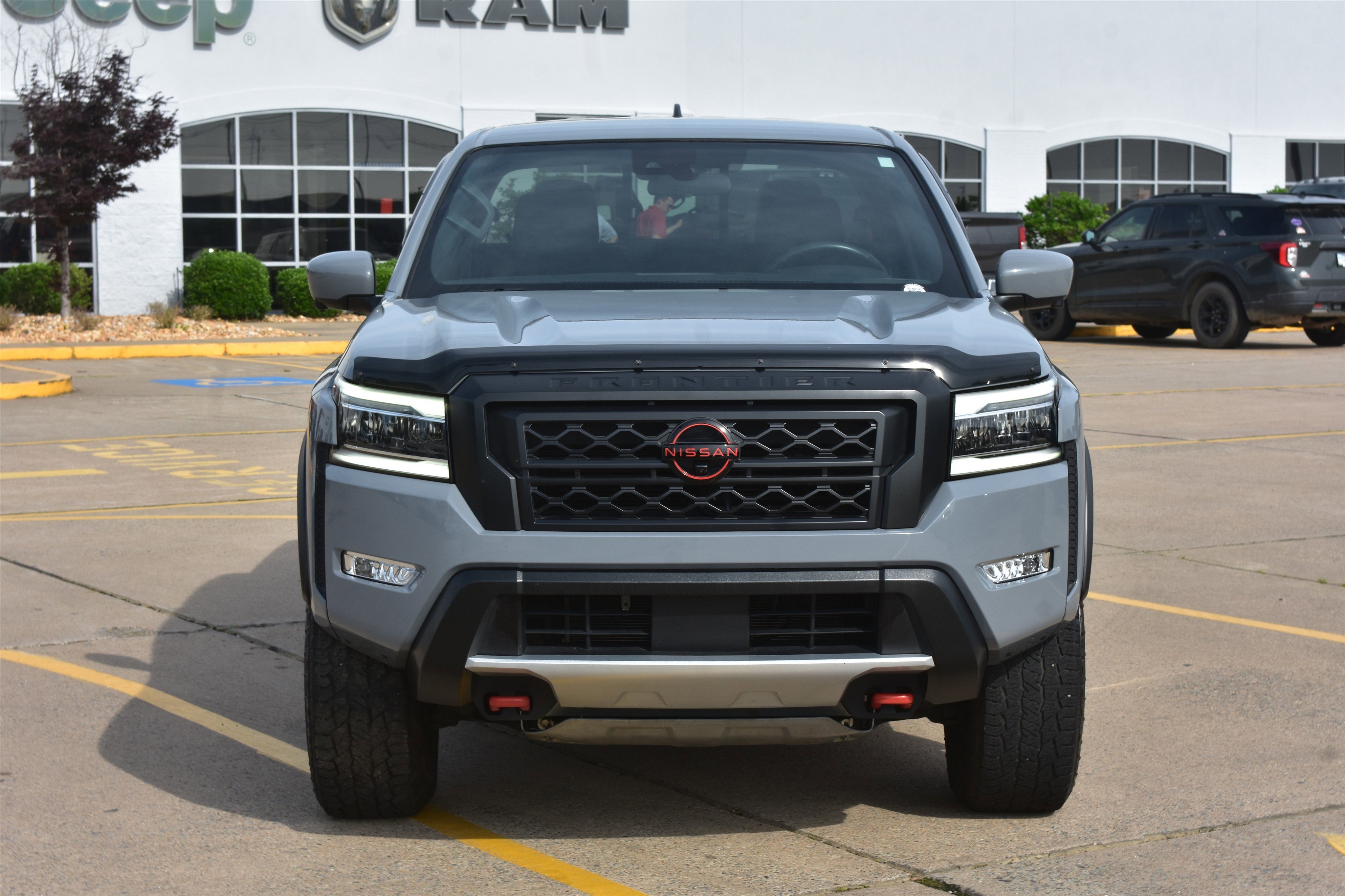 Used 2024 Nissan Frontier PRO-4X with VIN 1N6ED1EK4RN600866 for sale in Little Rock