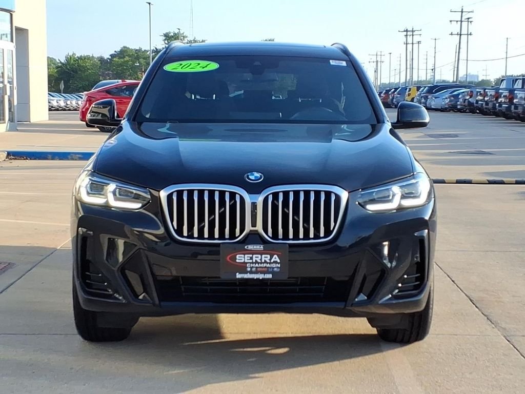 Used 2024 Black Sapphire Metallic BMW xDrive30i image 18