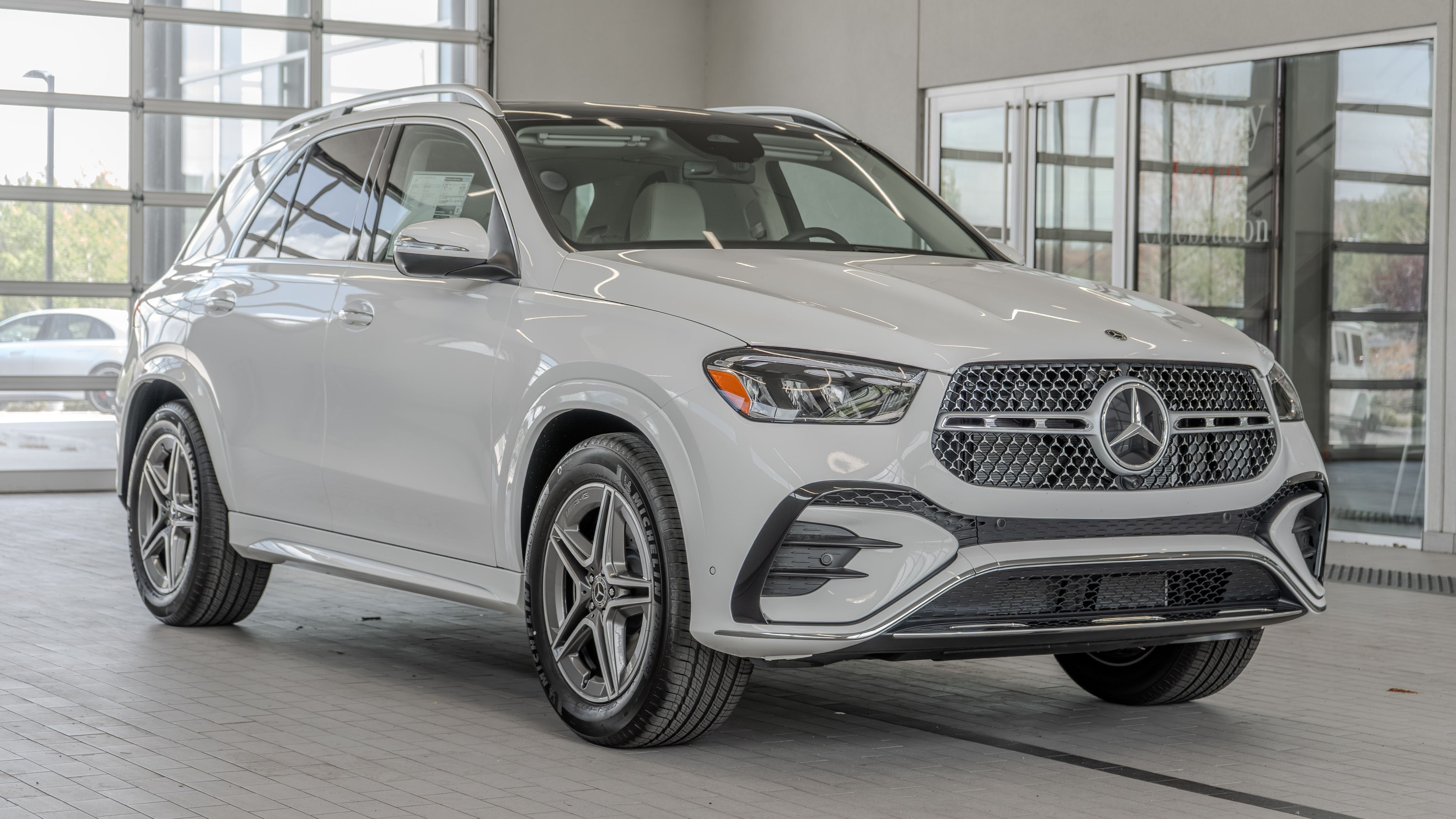 New 2026 Polar White Mercedes-Benz GLE 450 image 21