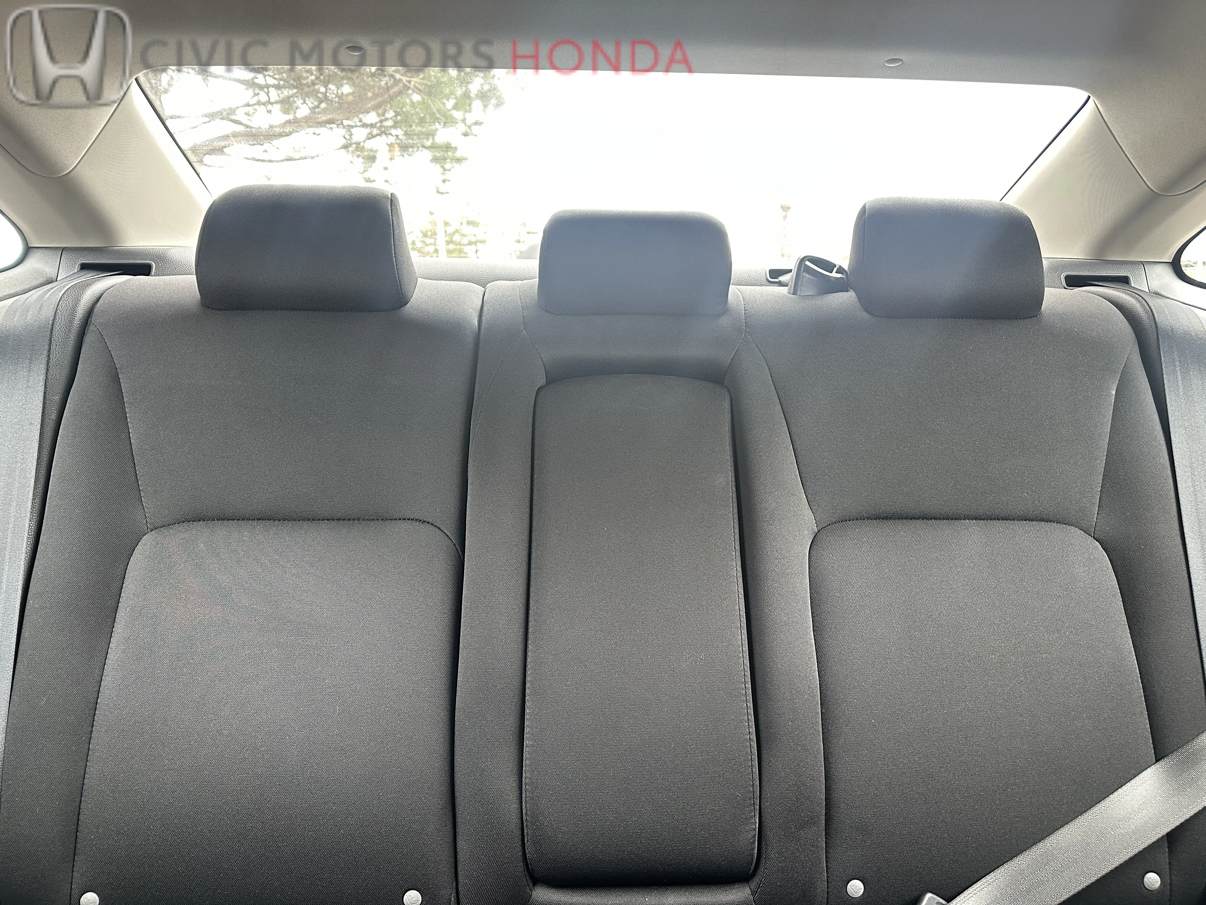 Used 2022 PLATINUM WHITE PEARL Honda LX image 19