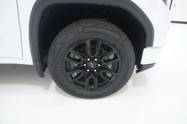 New 2026 Summit White GMC Elevation image 5
