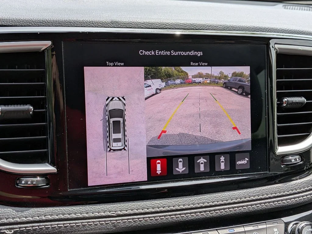 Used 2023 White Chrysler Touring L image 19