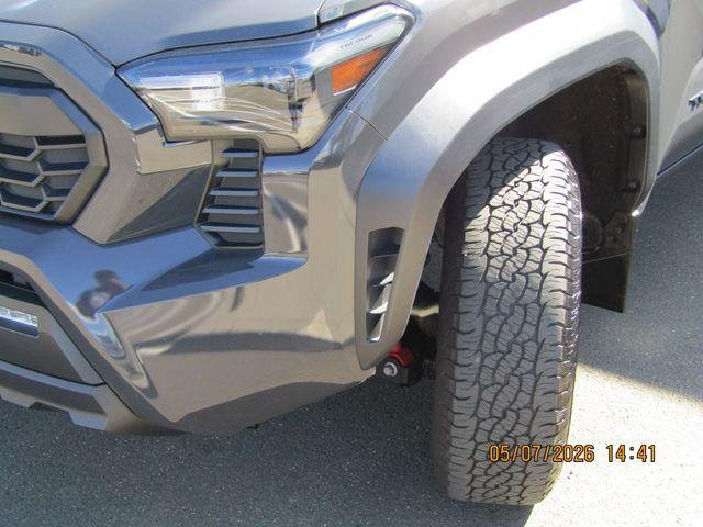 2024 Toyota Tacoma TRD Off Road - Photo 9