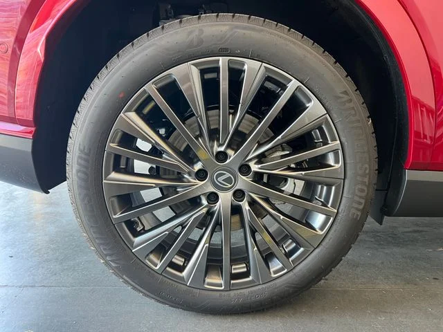 New 2026 Matador Red Mica Lexus 350h Luxury image 13