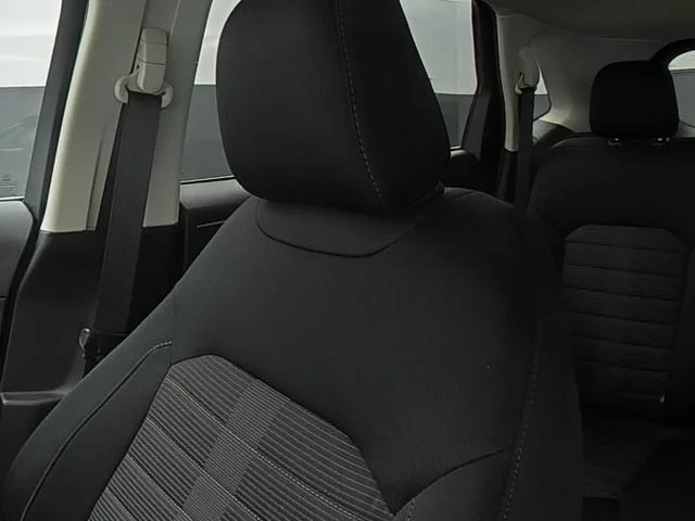 Used 2022 Blue Ford SEL image 39