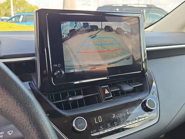Used 2023  Toyota LE image 24