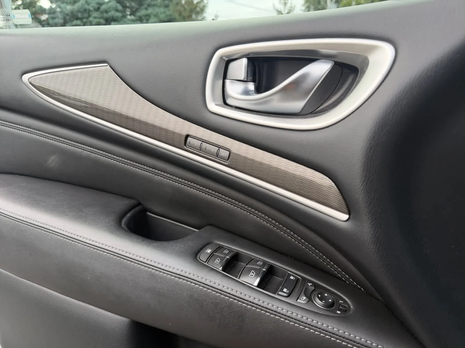 Used 2019 Black Obsidian INFINITI PURE image 36