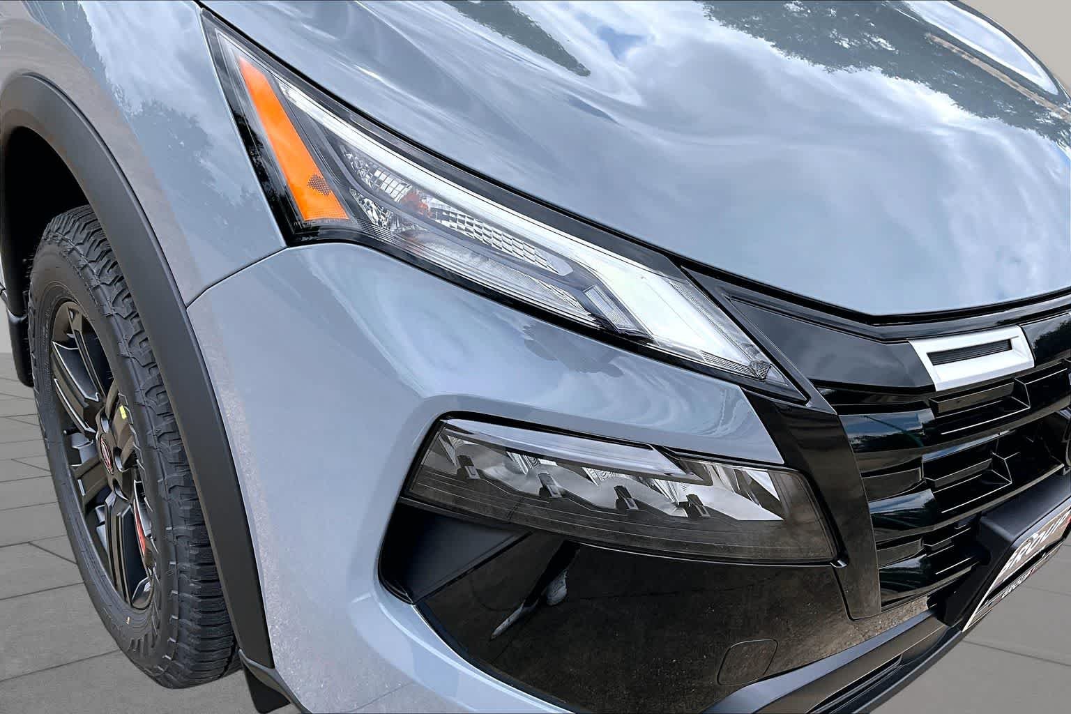 New 2026 Boulder Gray Pearl Nissan Rock Creek image 19