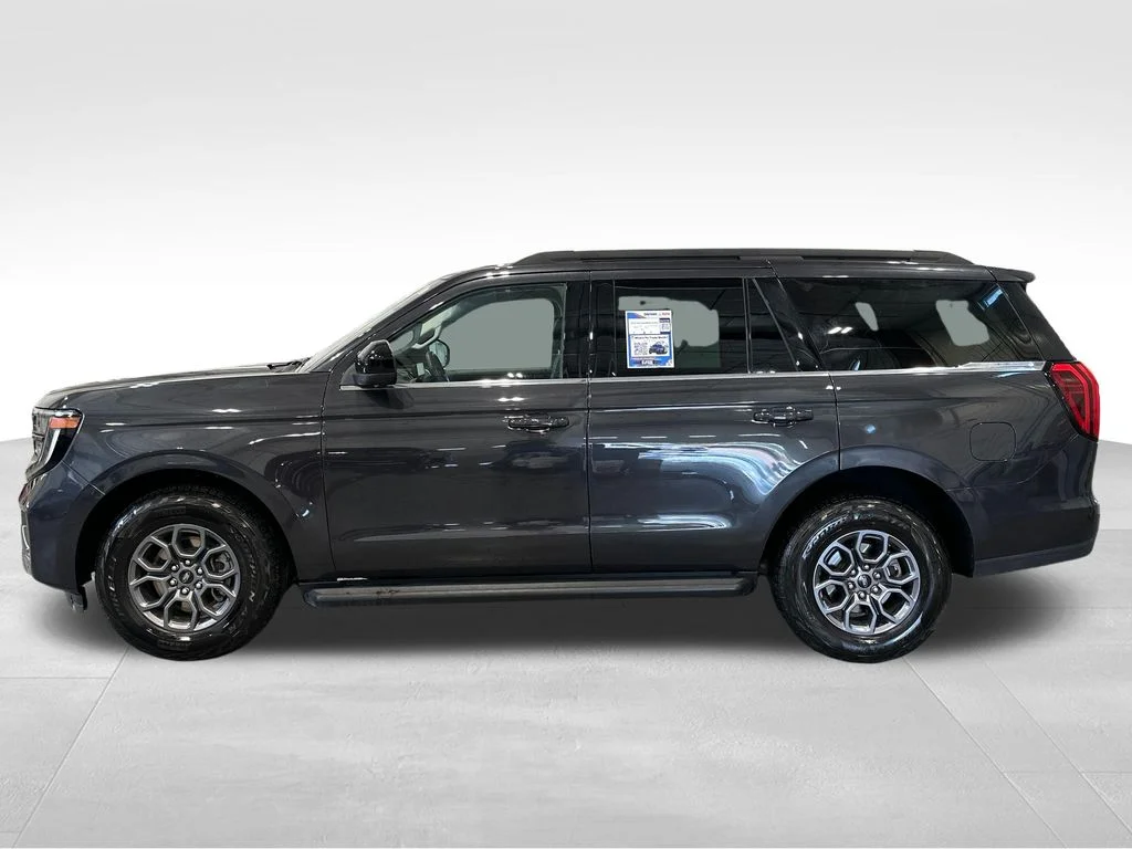 Used 2025 Gray Ford Active image 4