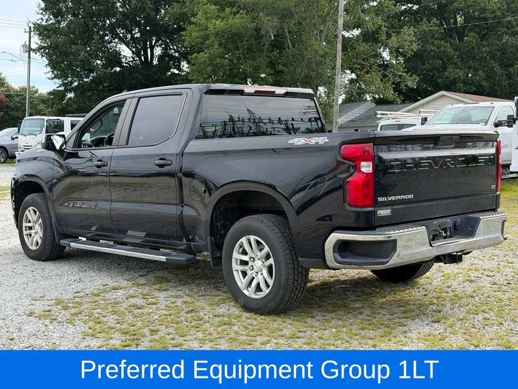 Used 2020 Black Chevrolet LT image 8