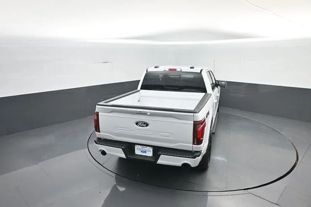 New 2026 Oxford White Ford Lariat® image 29