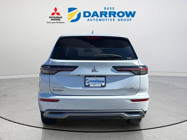 New 2026 White Mitsubishi SE image 4