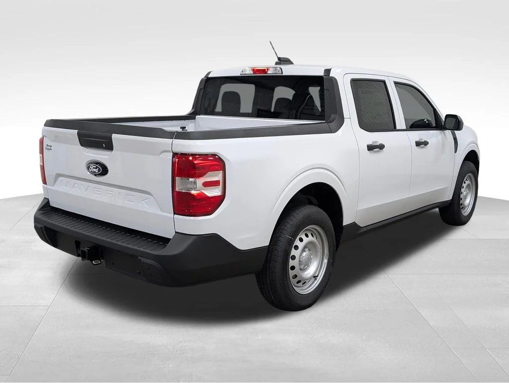 New 2026 Oxford White Ford XL image 16