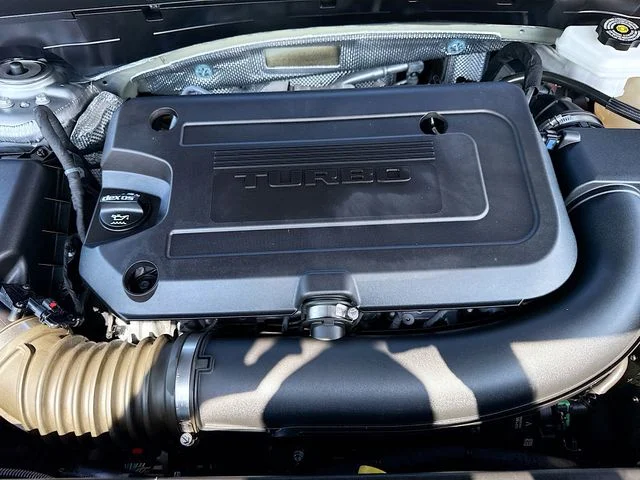 Used 2023 Gray Buick Essence image 30