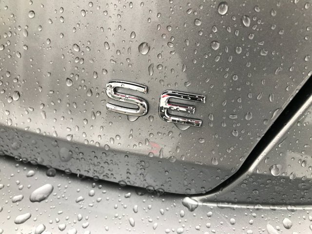 New 2026 Pyrite Silver Metallic Volkswagen SE image 10
