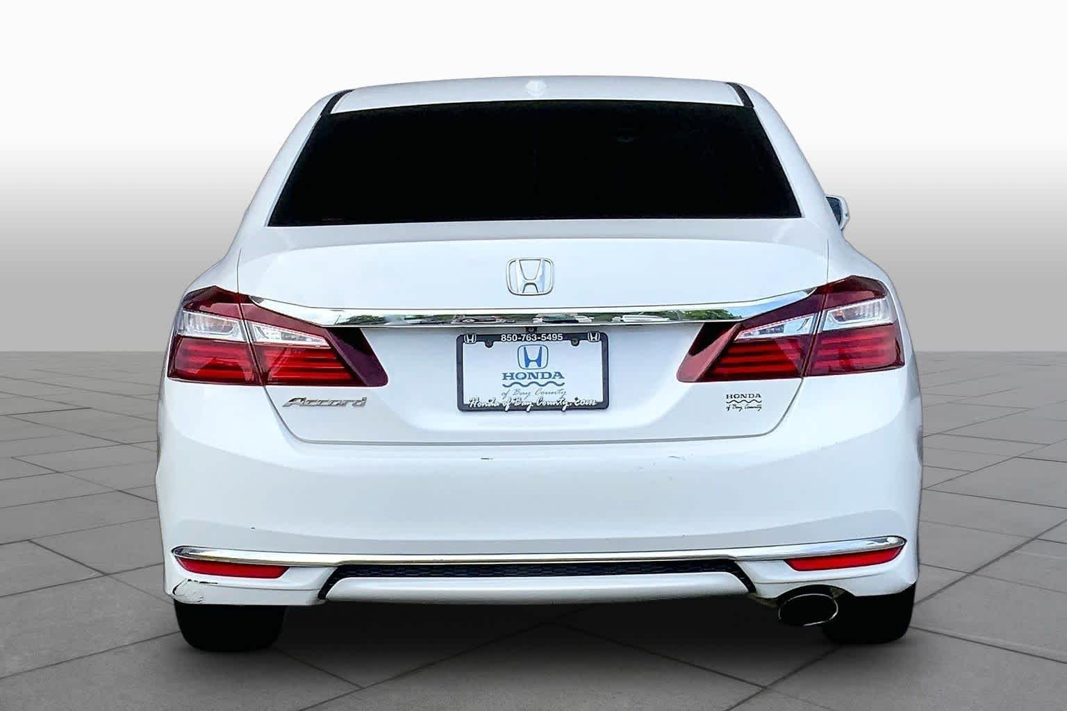 Used 2016 WHITE Honda EX-L image 5