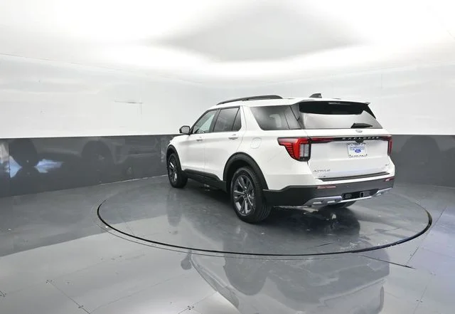 New 2026 Star White Metallic Tri-Coat Ford Active image 5