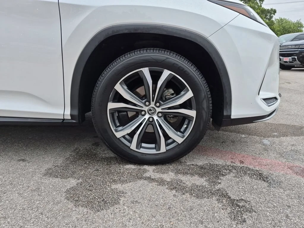 Used 2021 White Lexus RX 350 image 16