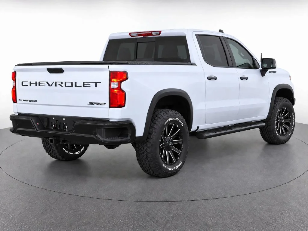 2025 Chevrolet Silverado 1500 ZR2 - Photo 6