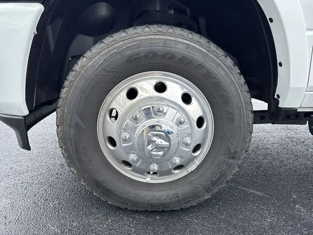 Used 2025 White Ram Laramie image 10