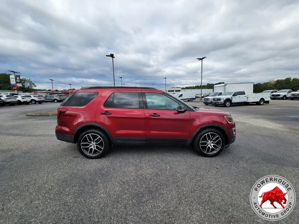 Used 2017 Red Ford Sport image 6