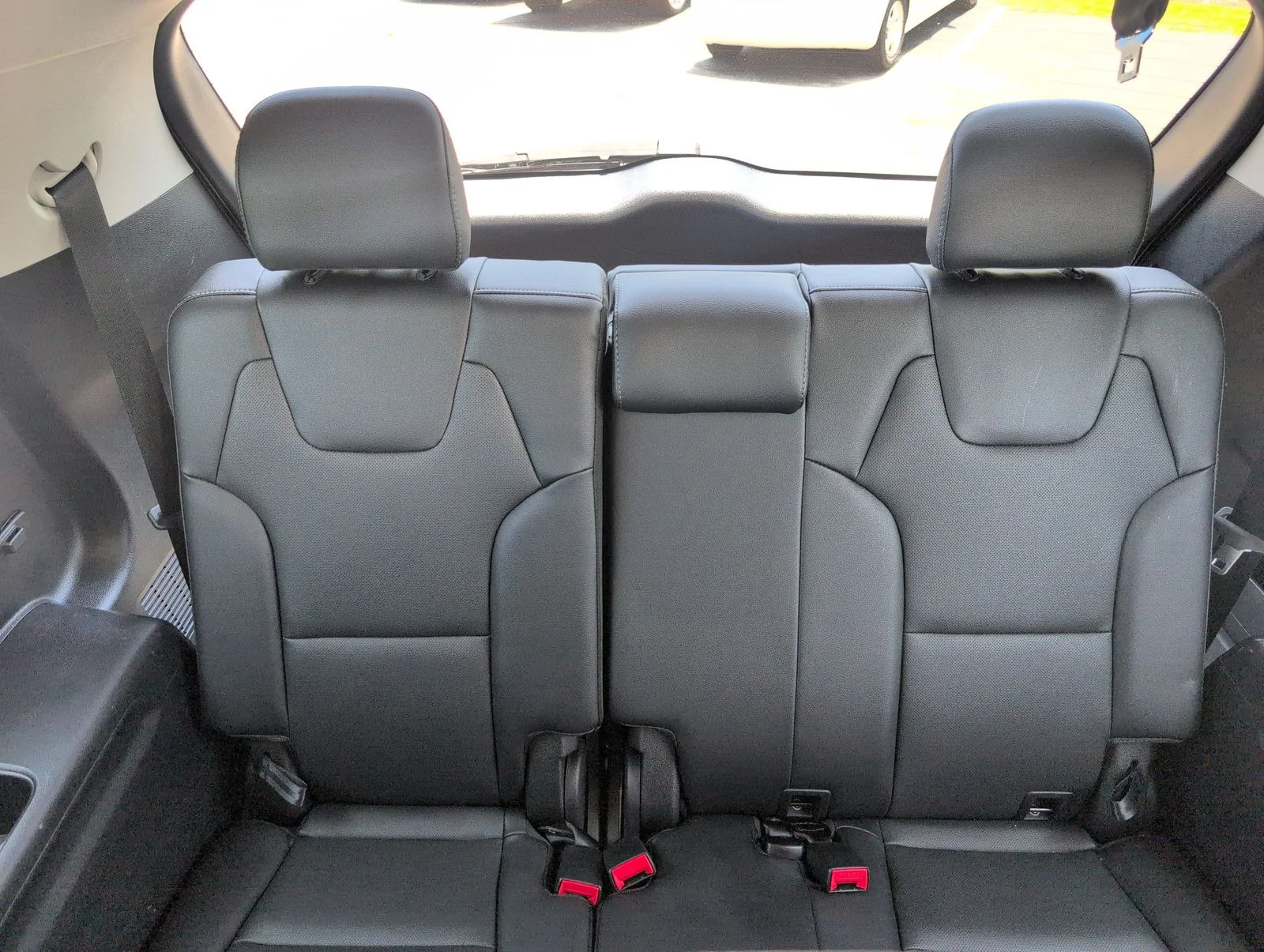 Used 2024 White Kia EX image 33