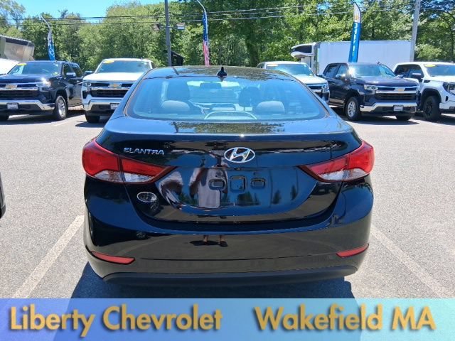 Used 2016  Hyundai SE image 11