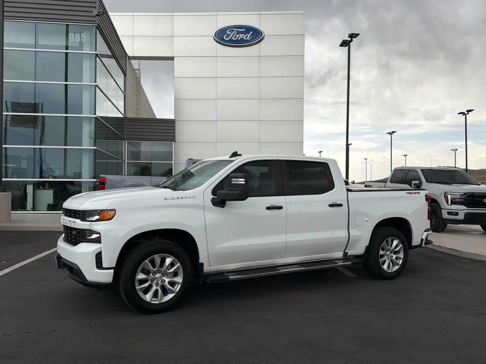 2021 Chevrolet Silverado 1500 Custom 4X4 Crew Cab Short Box's photo