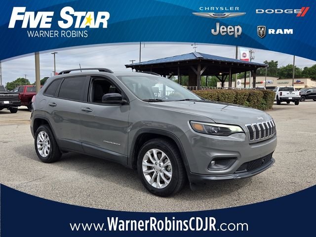 2022 Jeep Cherokee Latitude Lux's photo