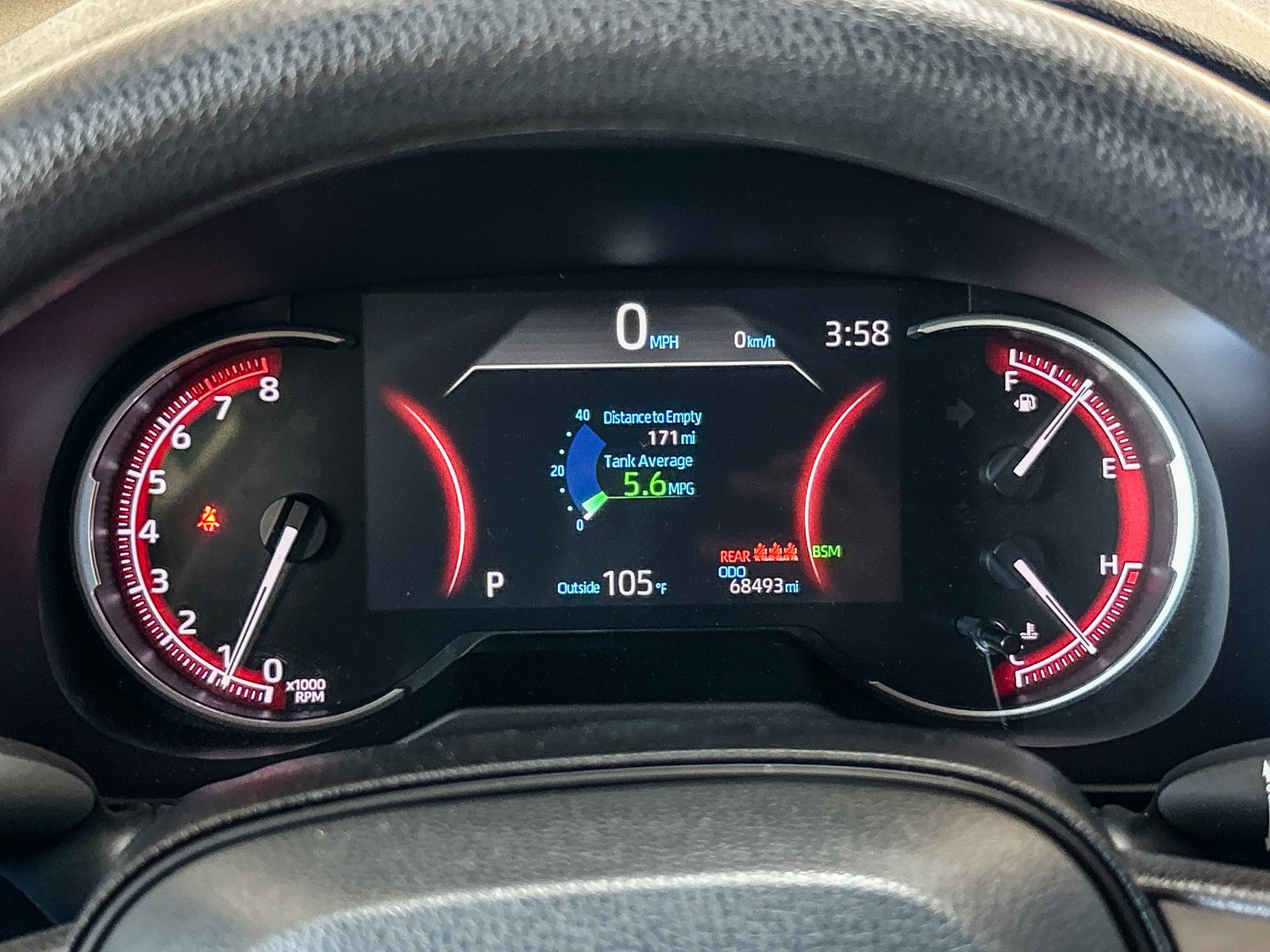 2025 Toyota RAV4 XLE - Photo 21