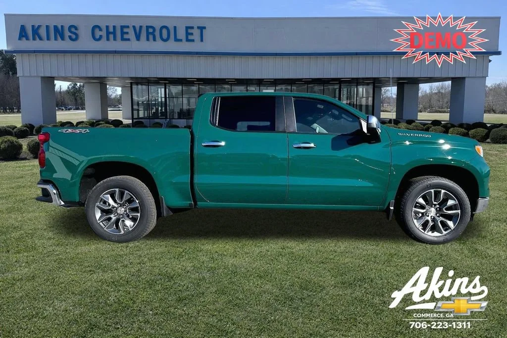New 2026 Special Exterior Color Chevrolet LT image 19