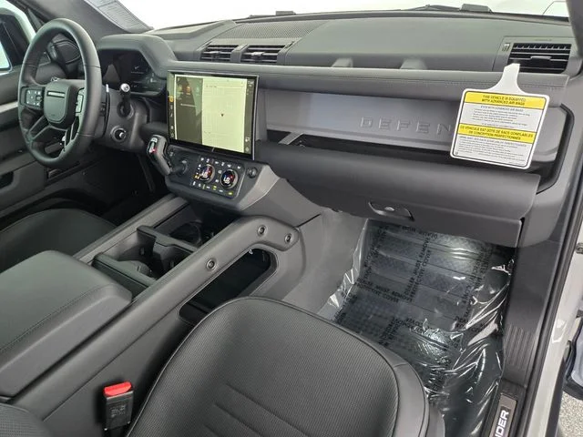 New 2026 Borasco Grey Land Rover OCTA image 18