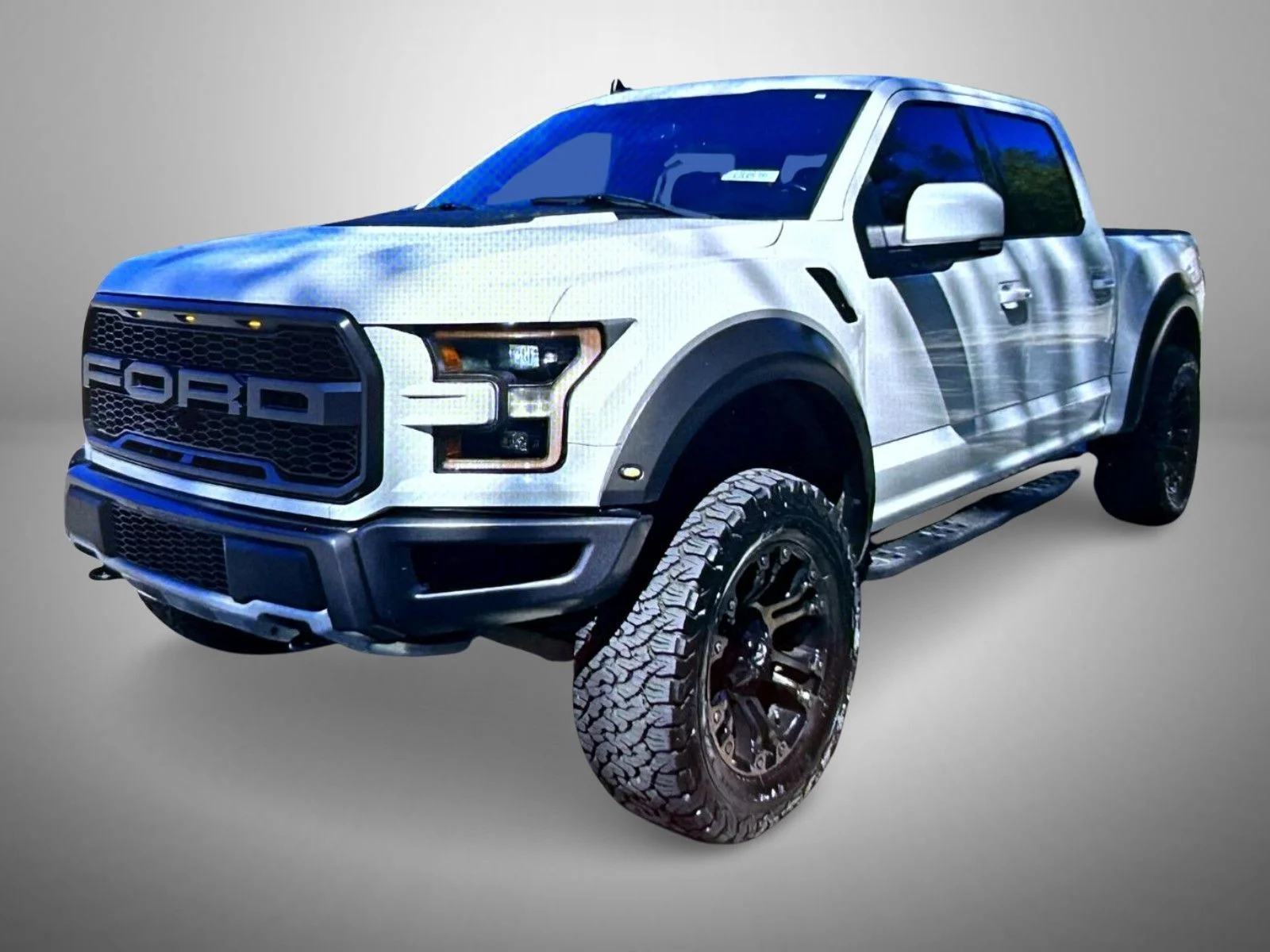 Used 2020 White Ford Raptor image 1
