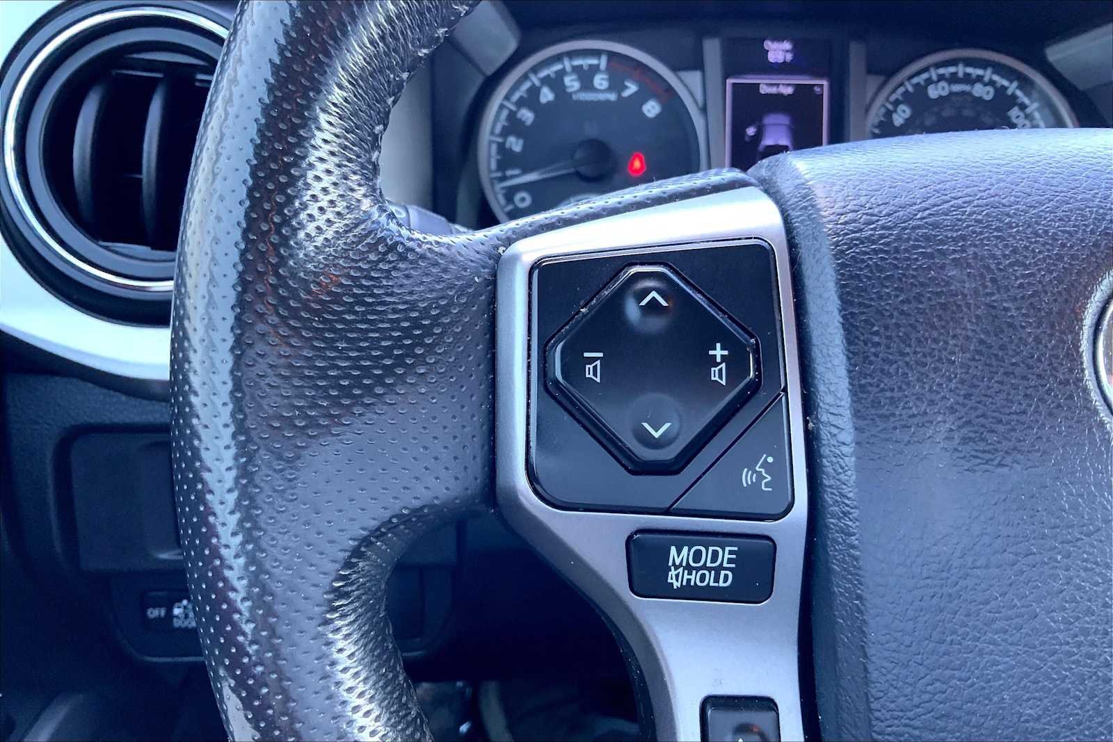 Used 2019 Midnight Black Metallic Toyota SR5 image 23