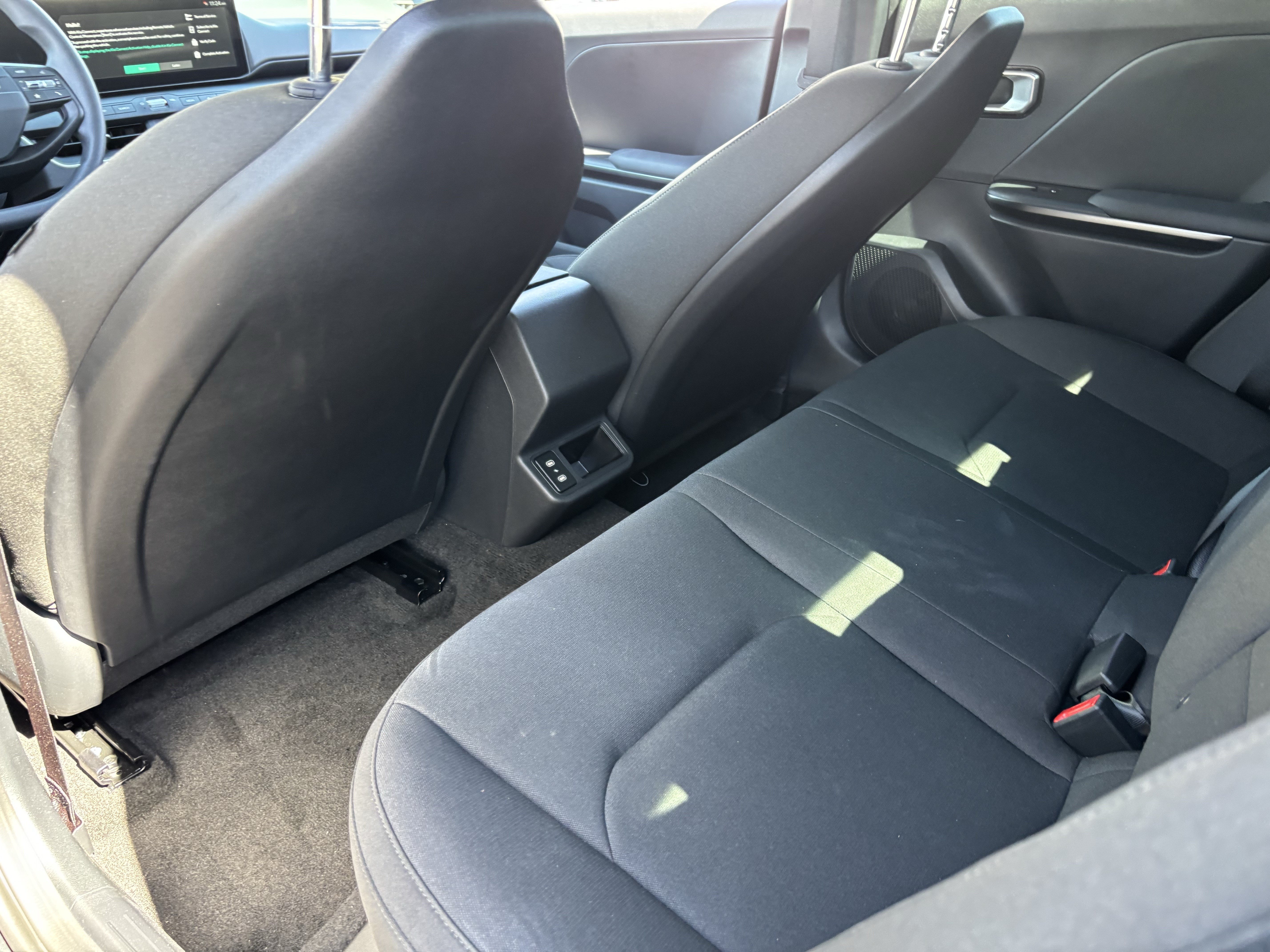 New 2026 Interstellar Gray Kia LX image 15