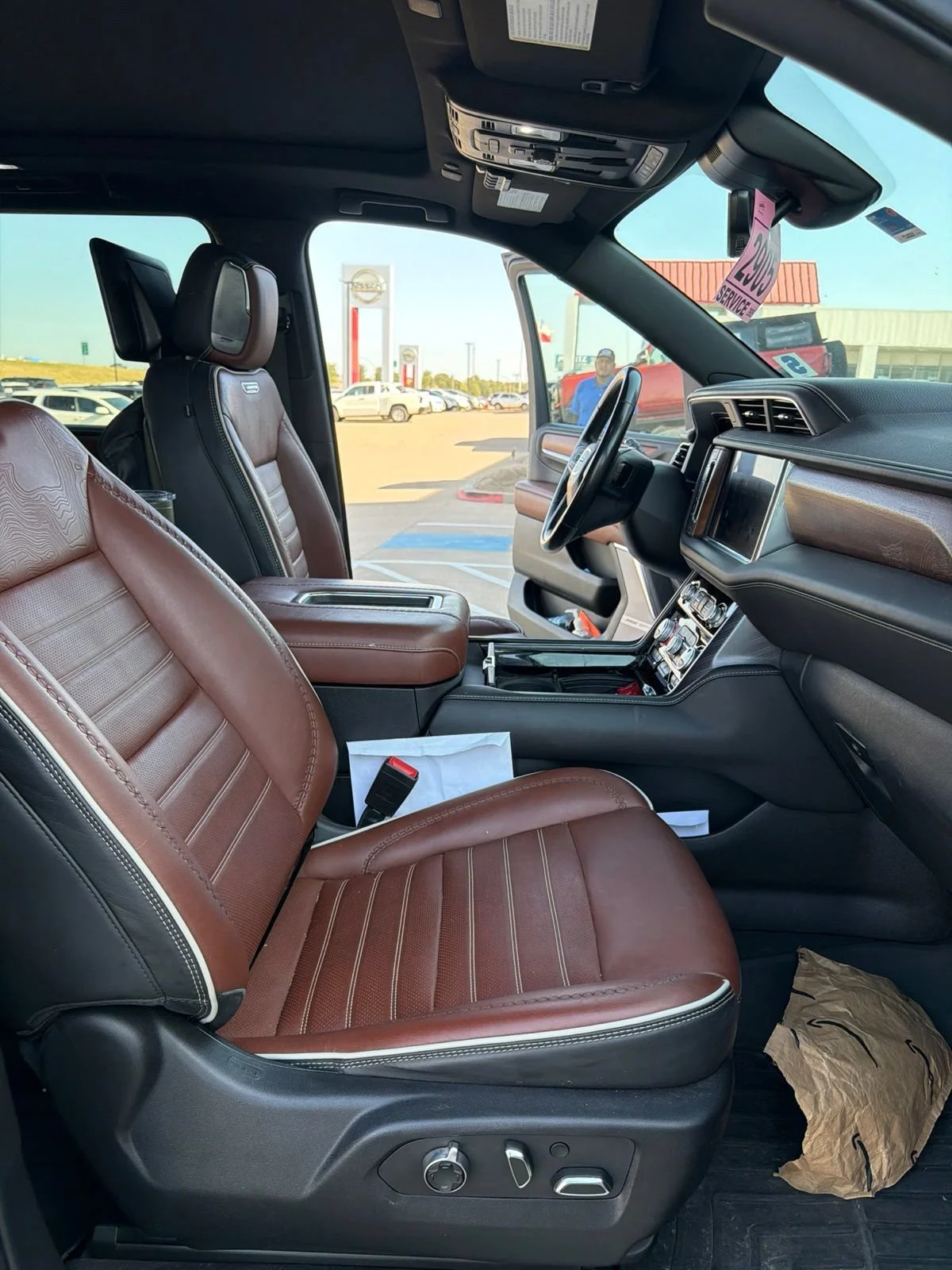 Used 2023 ONYX BLACK GMC Denali Ultimate image 16