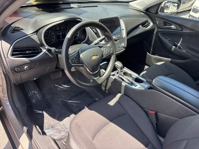 Used 2023 Gray Chevrolet LT image 2