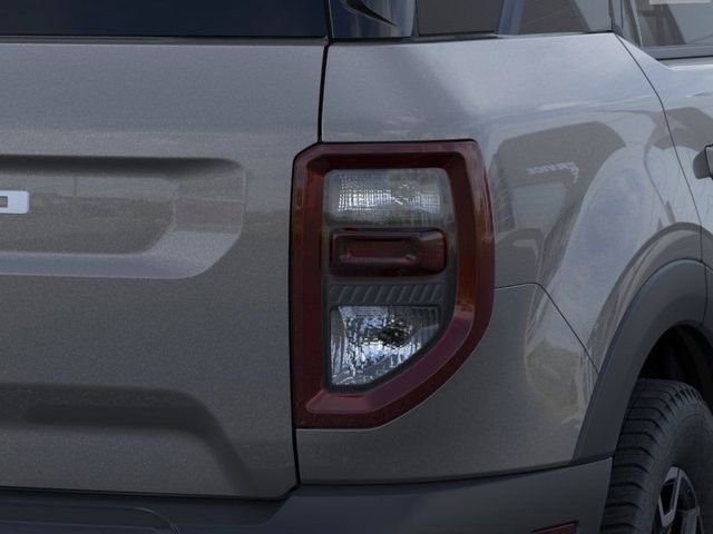 New 2025 Carbonized Gray Metallic Ford Outer Banks® image 22