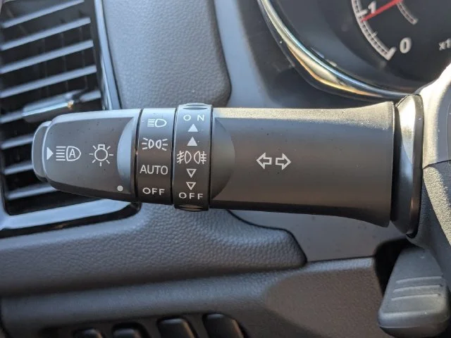 New 2027 Gray Mitsubishi ES image 27