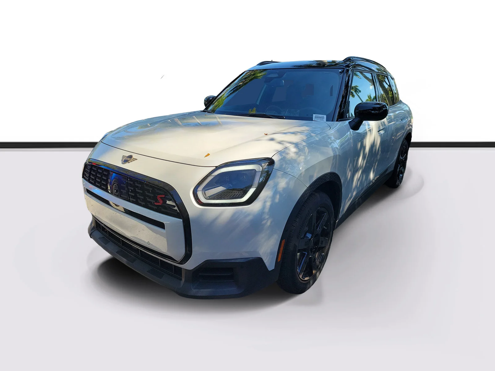 New 2027 White Metallic MINI Signature Plus image 2