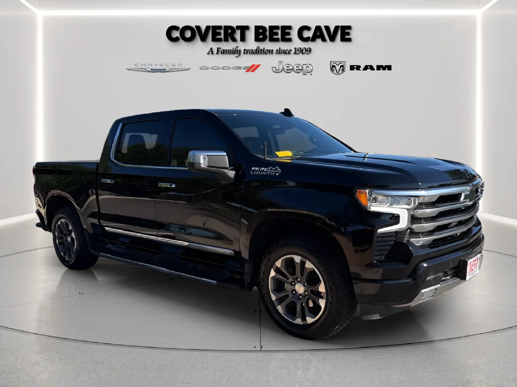 Used 2025 Black Chevrolet High Country image 1