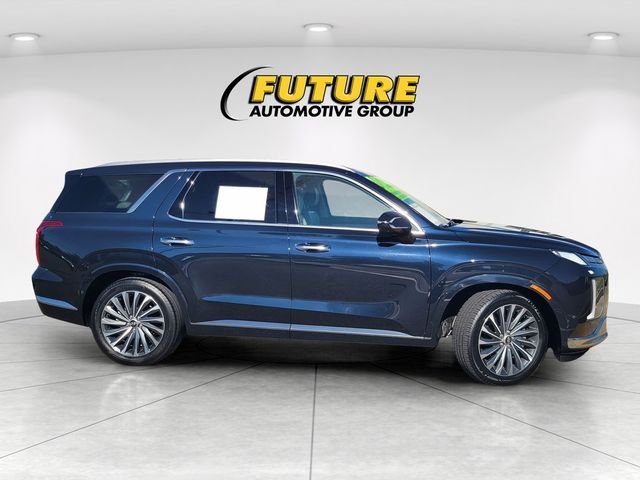 Used 2024 White Hyundai Calligraphy image 3