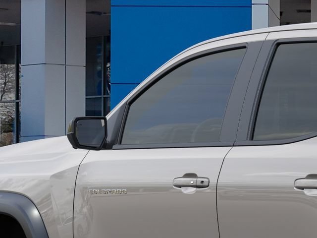 2026 Chevrolet Colorado ZR2 - Photo 13