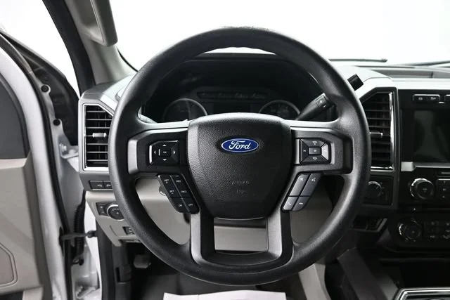 Used 2018 White Ford XL image 14