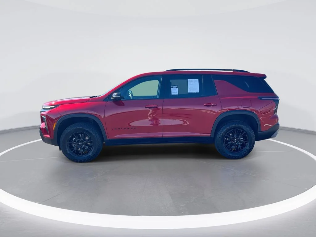 Used 2025 Red Chevrolet Z71 image 5