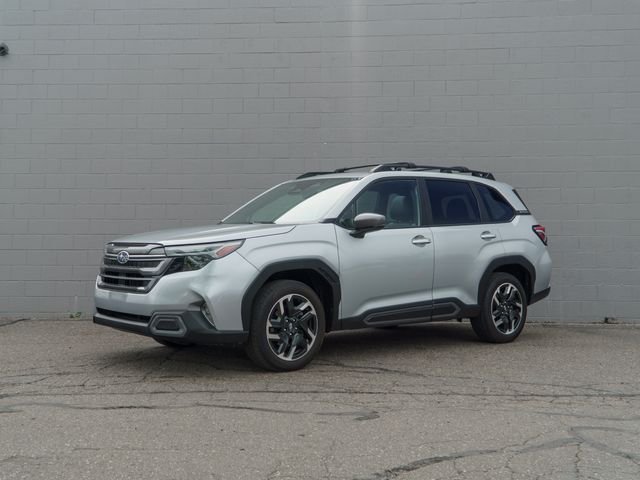 2025 Subaru Forester Limited's photo